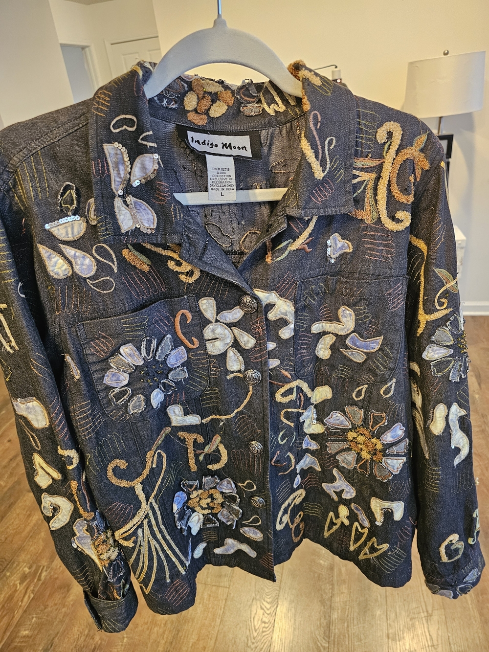 Vintage Indigo Moon Women's Embroidered Black Floral Jacket Size [L]